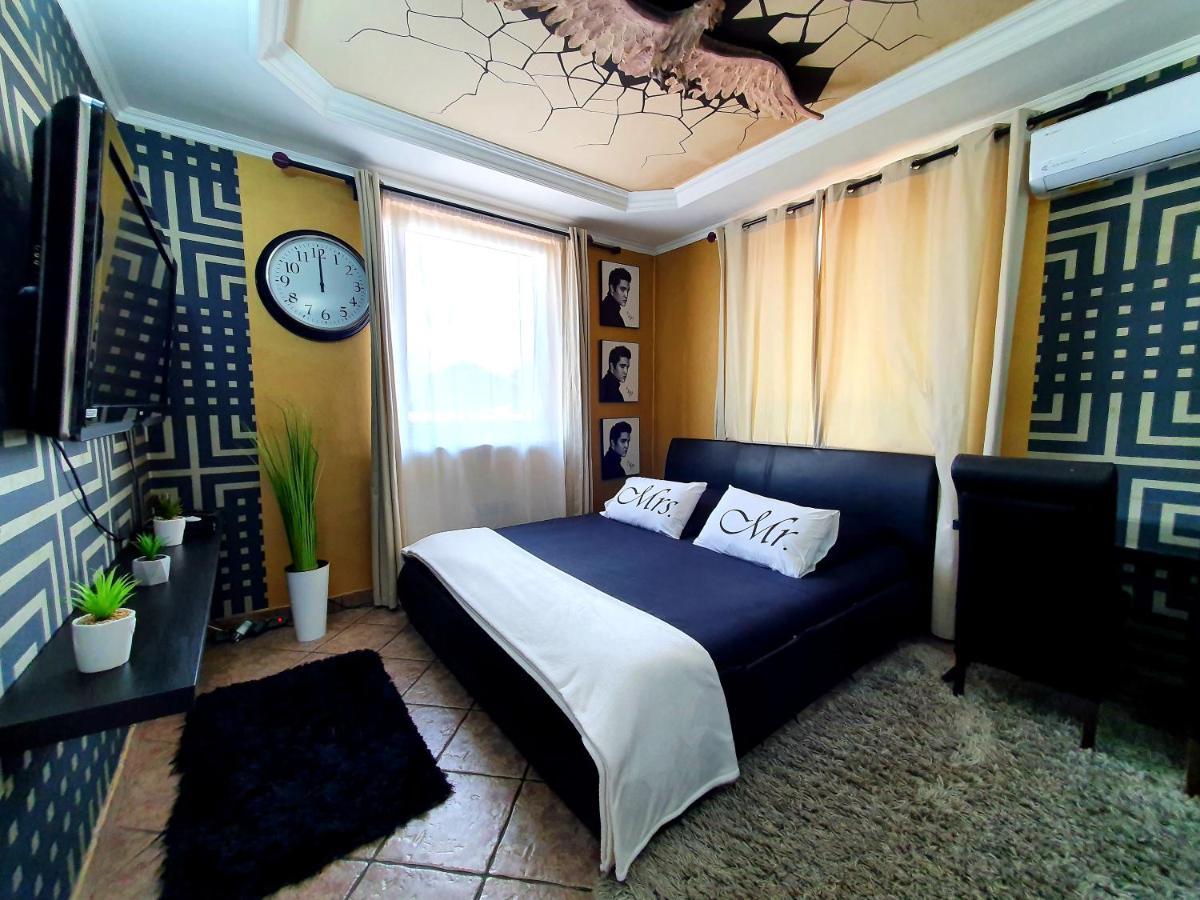 Airport Luxury Apartman 42 فيتْشيش المظهر الخارجي الصورة