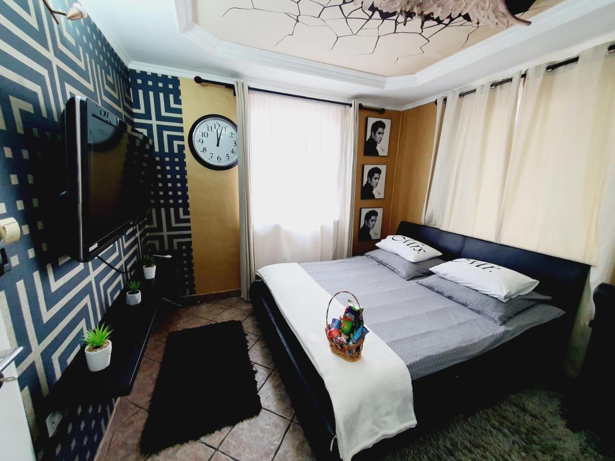 Airport Luxury Apartman 42 فيتْشيش المظهر الخارجي الصورة